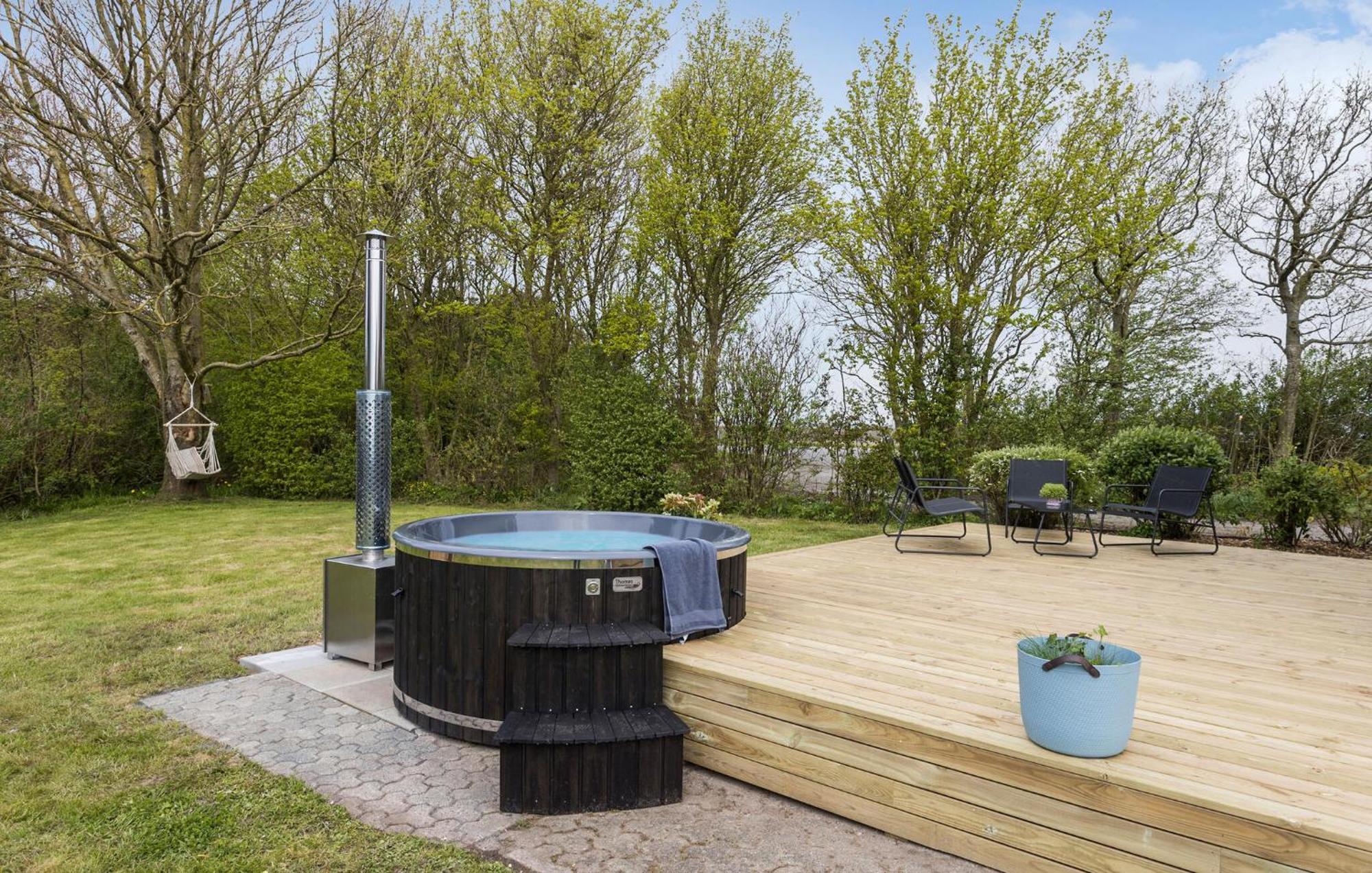Amazing In Veslos With Wifi Holiday home Oslos